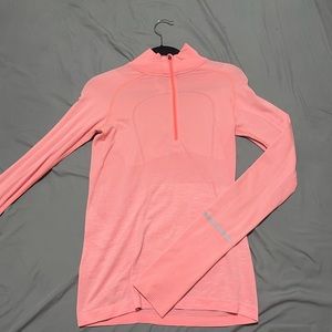 Lululemon Swiftly Tech Pullover